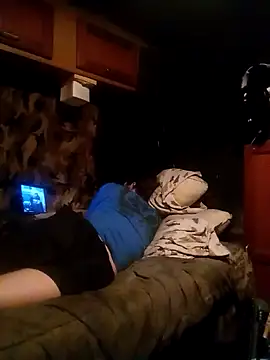 Snapshot of hothippie420 chatting on September 18, 2025, 5:54 am hothippie420 online show from September 18, 2025, 5:54 am