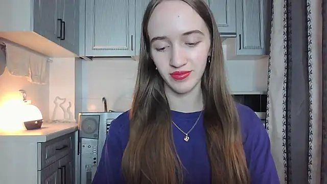 Snapshot of leslie_my_lovee chatting on September 29, 2025, 7:08 pm leslie my lovee online show from September 29, 2025, 7:08 pm