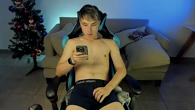 marcusmit online show from December 20, 2024, 12:19 am