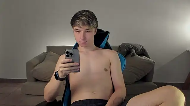 marcusmit online show from January 22, 2025, 10:05 pm