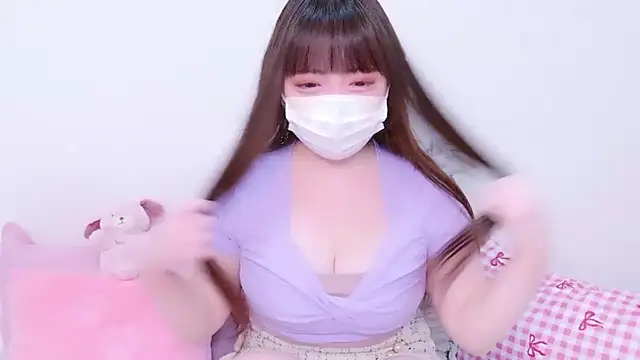 x--Miu--x online show from March 10, 2026, 11:14 am