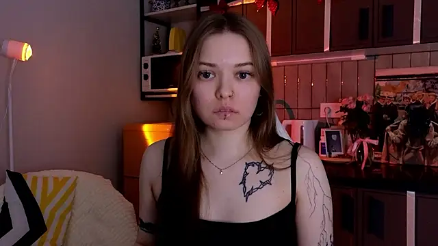 doll lol  online show from February 25, 2026, 4:29 pm