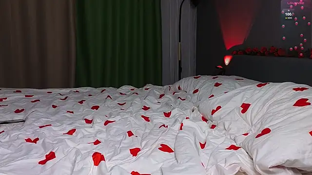 Snapshot of doll_lol_ chatting on February 16, 2025, 8:44 pm doll lol online show from February 16, 2025, 8:44 pm