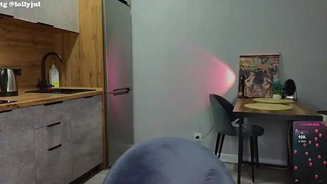 Snapshot of doll_lol_ chatting on February 27, 2025, 12:36 am doll lol online show from February 27, 2025, 12:36 am