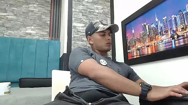 Chris Dick23 online show from November 26, 2025, 4:34 am