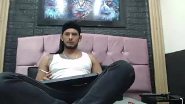 Chris Dick23 online show from November 12, 2025, 5:33 am