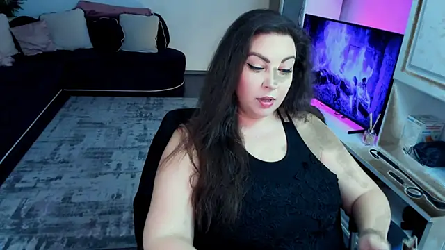 KlaraHope online show from May 8, 2026, 9:40 pm