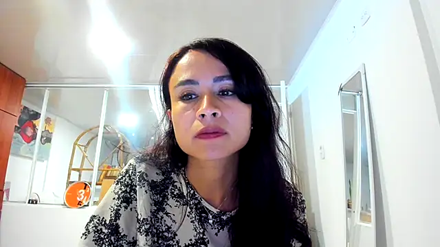 Snapshot of reme_ark23 chatting on October 22, 2025, 4:23 am reme ark23 online show from October 22, 2025, 4:23 am