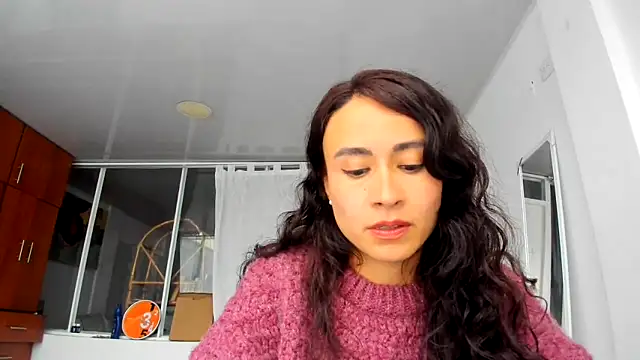 Snapshot of reme_ark23 chatting on October 27, 2025, 9:16 pm reme ark23 online show from October 27, 2025, 9:16 pm