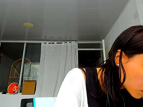 Snapshot of reme_ark23 chatting on November 6, 2025, 5:28 pm reme ark23 online show from November 6, 2025, 5:28 pm