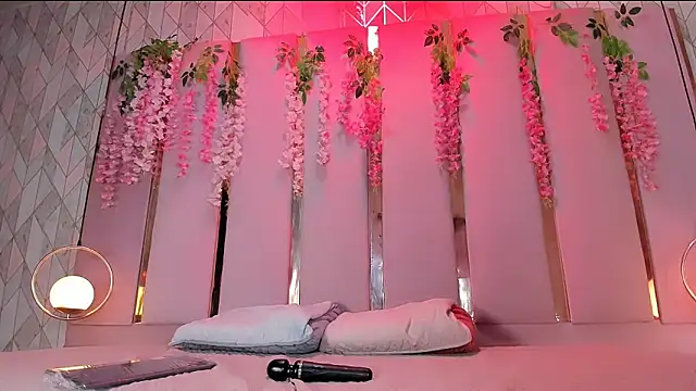 AlinaSweett online show from May 22, 2026, 3:21 pm