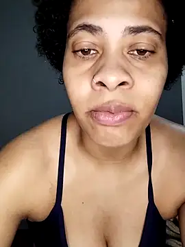 Snapshot of Su_Duarte_1 chatting on October 16, 2025, 1:36 am Su Duarte 1 online show from October 16, 2025, 1:36 am
