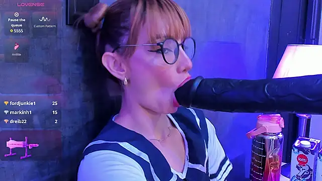 valentinna montes online show from March 21, 2025, 7:02 pm