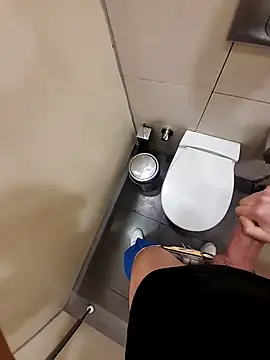 sevvvvsevvvv1 online show from February 4, 2026, 11:38 am