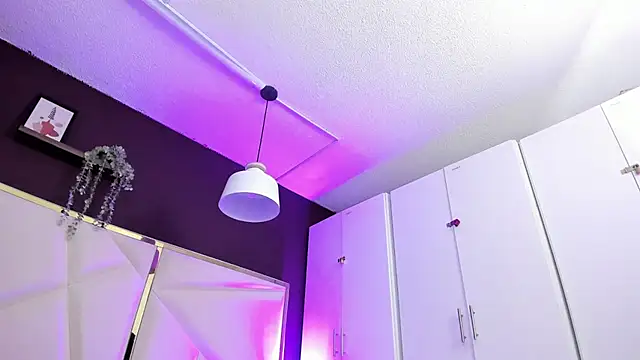 April bowie online show from April 7, 2026, 11:34 am