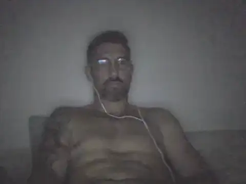 Snapshot of vinzz49 chatting on March 18, 2025, 3:12 am vinzz49 online show from March 18, 2025, 3:12 am