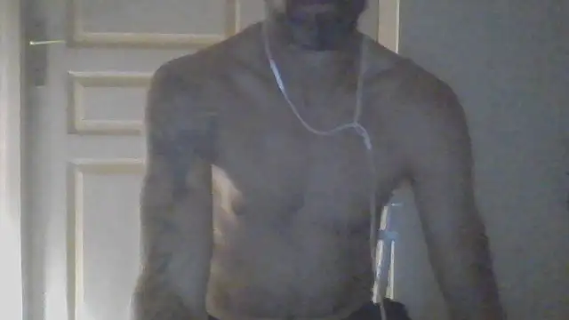 Snapshot of vinzz49 chatting on September 14, 2025, 4:13 am vinzz49 online show from September 14, 2025, 4:13 am