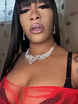 Snapshot of rayemillian chatting on April 8, 2026, 7:04 pm rayemillian online show from April 8, 2026, 7:04 pm