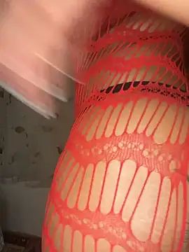 Snapshot of rayemillian chatting on April 8, 2026, 1:40 am rayemillian online show from April 8, 2026, 1:40 am