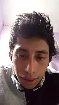 Snapshot of Flaquito_pitudo chatting on December 14, 2025, 5:29 pm Flaquito pitudo online show from December 14, 2025, 5:29 pm