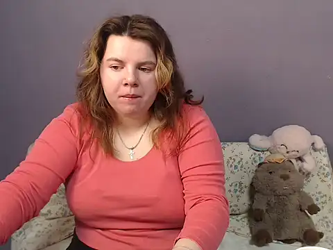 so shy online show from December 5, 2025, 7:40 am