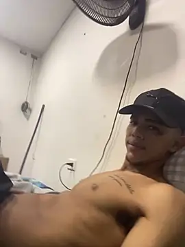 Snapshot of armanidrek chatting on October 25, 2025, 11:16 pm armanidrek online show from October 25, 2025, 11:16 pm