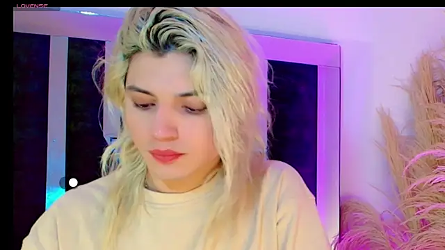 honey skin online show from April 19, 2026, 6:10 pm