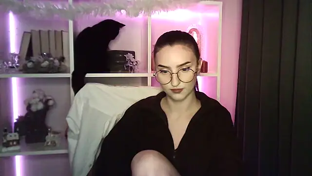 Snapshot of X_Alisa chatting on December 18, 2025, 7:40 pm X Alisa online show from December 18, 2025, 7:40 pm