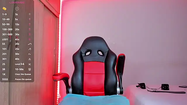 Snapshot of barbiee_ebony chatting on December 15, 2025, 4:07 am barbiee ebony online show from December 15, 2025, 4:07 am