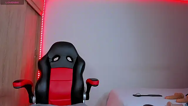 Snapshot of barbiee_ebony chatting on November 3, 2025, 4:07 am barbiee ebony online show from November 3, 2025, 4:07 am