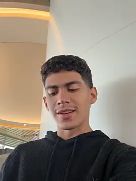 WildLogan online show from February 13, 2026, 8:09 pm