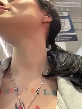 Snapshot of Melissa_crazy chatting on November 7, 2025, 3:38 pm Melissa crazy online show from November 7, 2025, 3:38 pm