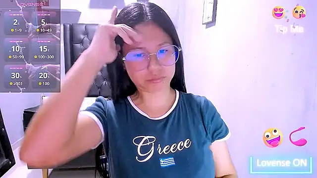 Letty Plugxo online show from February 11, 2026, 2:06 pm