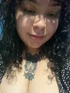 Kimberliprivv online show from June 9, 2026, 3:35 pm