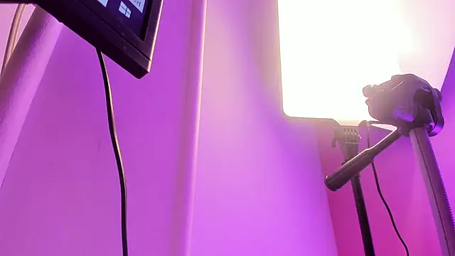 Snapshot of ScarletGV chatting on October 23, 2025, 10:19 pm ScarletGV online show from October 23, 2025, 10:19 pm