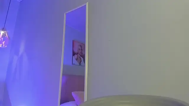 Snapshot of ScarletGV chatting on May 25, 2026, 4:34 am ScarletGV online show from May 25, 2026, 4:34 am