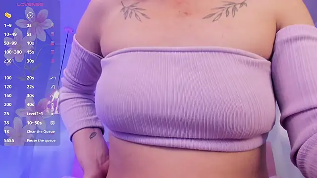 Snapshot of ScarletGV chatting on December 3, 2025, 4:57 am ScarletGV online show from December 3, 2025, 4:57 am