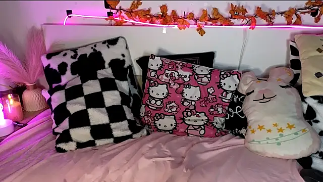 Snapshot of nicollewetpussy chatting on November 20, 2025, 6:52 pm nicollewetpussy online show from November 20, 2025, 6:52 pm