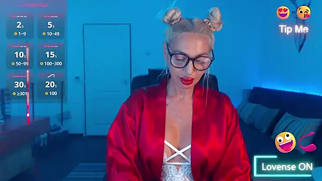 Snapshot of beauty_chl0e chatting on September 10, 2025, 7:02 pm beauty chl0e online show from September 10, 2025, 7:02 pm