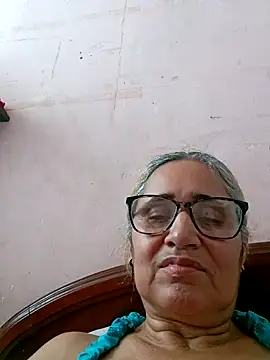  candi online show from November 16, 2025, 4:01 pm