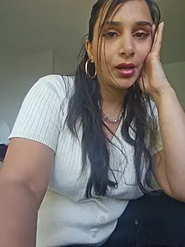 Snapshot of AfghanPrincess chatting on July 10, 2026, 10:04 am AfghanPrincess online show from July 10, 2026, 10:04 am