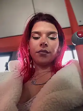 Snapshot of RiriRoseey chatting on November 26, 2025, 8:47 am RiriRoseey online show from November 26, 2025, 8:47 am