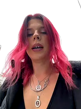 Snapshot of RiriRoseey chatting on November 13, 2025, 8:29 am RiriRoseey online show from November 13, 2025, 8:29 am