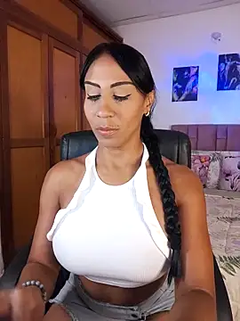 charlotte bayron02 online show from March 23, 2026, 1:17 am