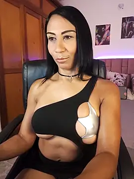 charlotte bayron02 online show from April 3, 2026, 12:06 am