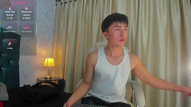 Snapshot of santi-fabulous chatting on September 30, 2025, 9:54 pm santi-fabulous online show from September 30, 2025, 9:54 pm