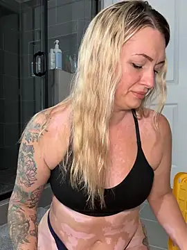 MaggieMayI89 online show from July 17, 2026, 6:16 pm
