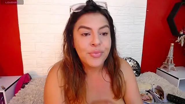  poison sweet online show from November 29, 2025, 6:52 pm