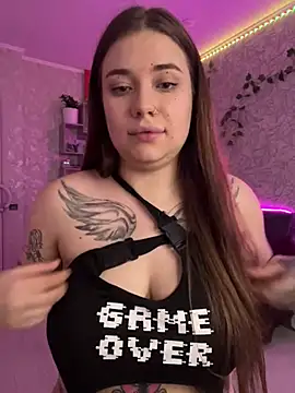 Snapshot of Vikki_toriya chatting on December 11, 2024, 5:48 pm Vikki toriya online show from December 11, 2024, 5:48 pm