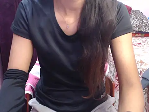 Angel kiyara online show from December 19, 2025, 7:27 pm